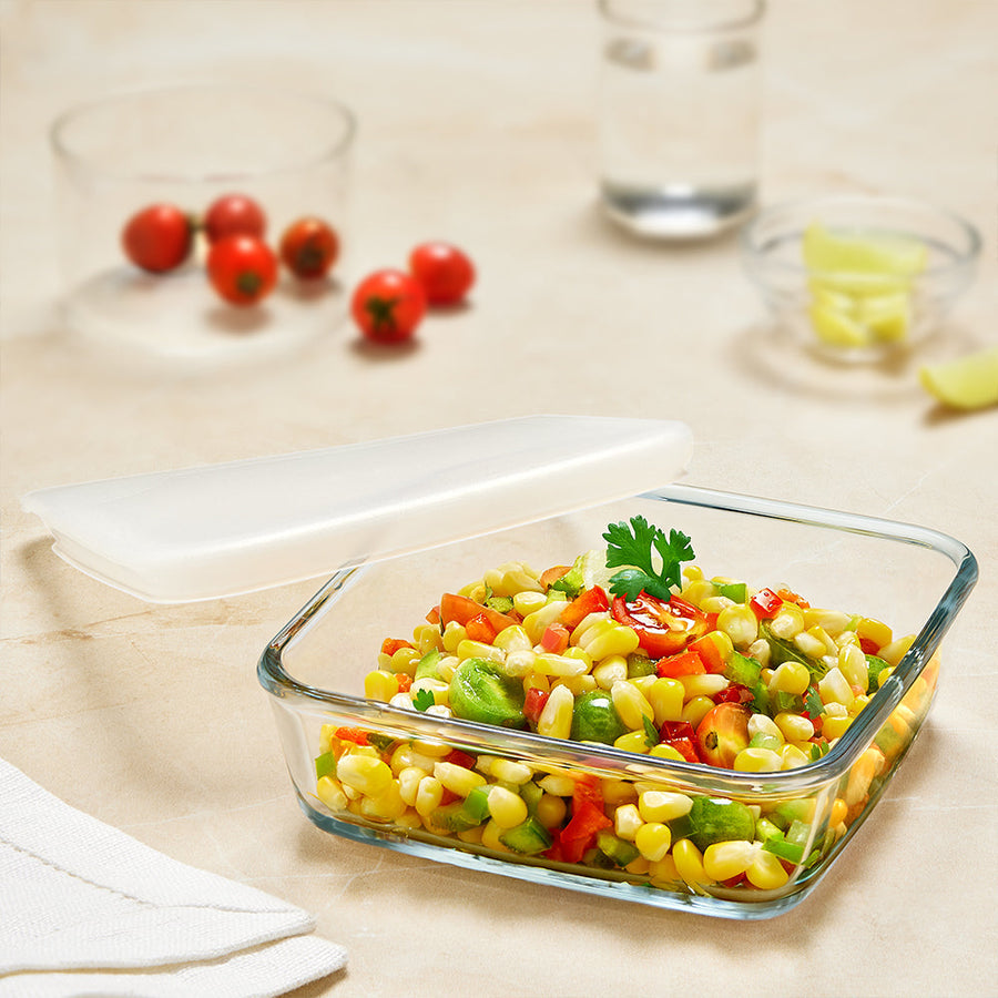 BOROSIL Square Baking Dish With Plastic Lid | Microwavable | Oven | Dishwasher Proof | Transparent | 800ml | IH22DH17180EX